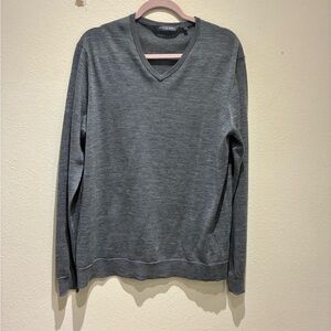 Matte Grey Haus of Grey Men’s Merino Wool V Neck Sweater Size L Athleisure